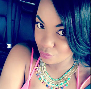 Meet your Posher, Evelyn